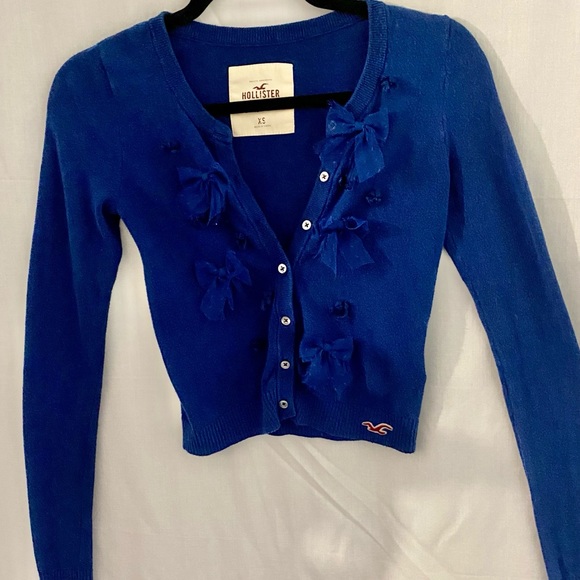 Hollister Sweaters - Hollister sweater/cardigan size XS